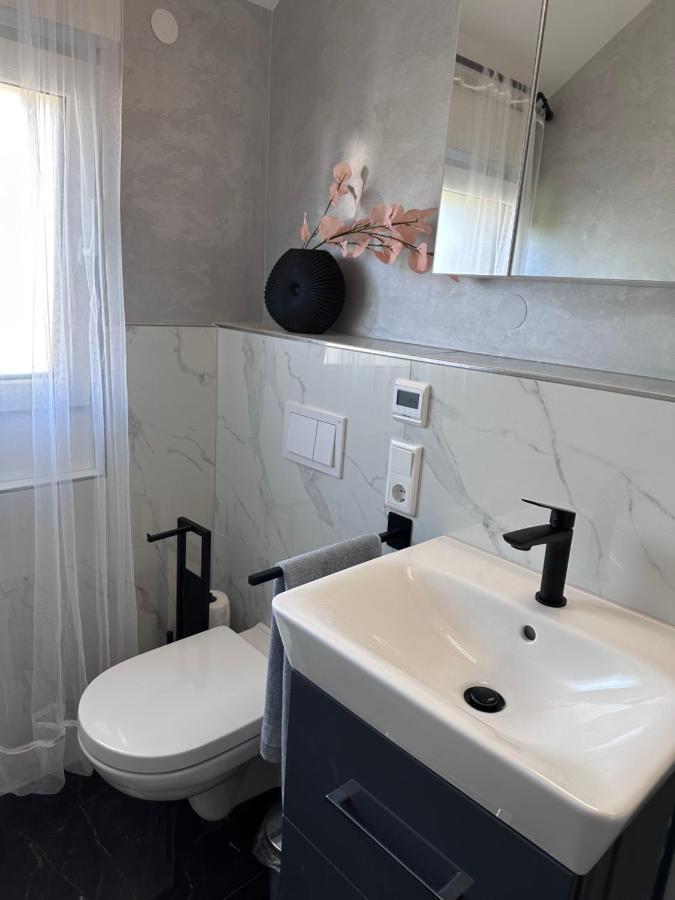 Fewo By Hd Mit Parkplatz, Wallbox, Wintergarten Bad Salzuflen Εξωτερικό φωτογραφία